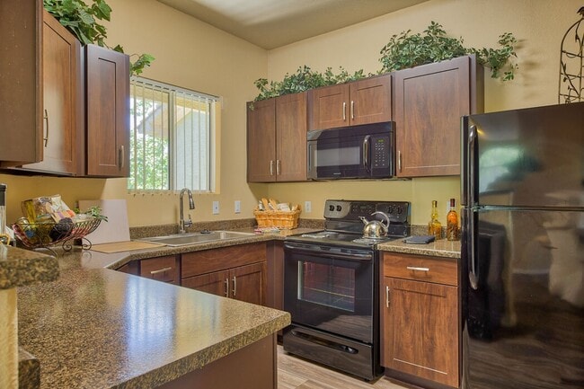 Serena Shores Apartments