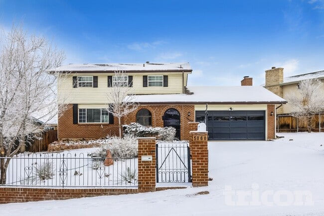 Building Photo - 5060 Barcelona Way