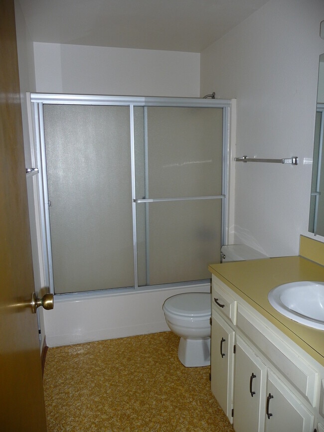 Photo - Bellshire 2 Unit 1