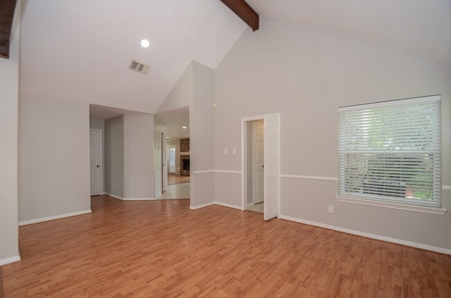 Photo - 2819 Pineleaf Dr
