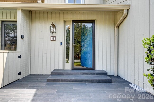 Photo - 108 Cloverleaf Ln