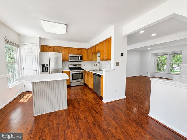 Photo - 8268 Vermont Pl