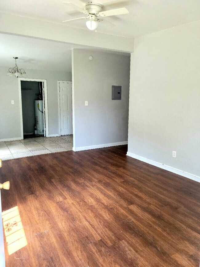 Photo - 1514 Norfleet St