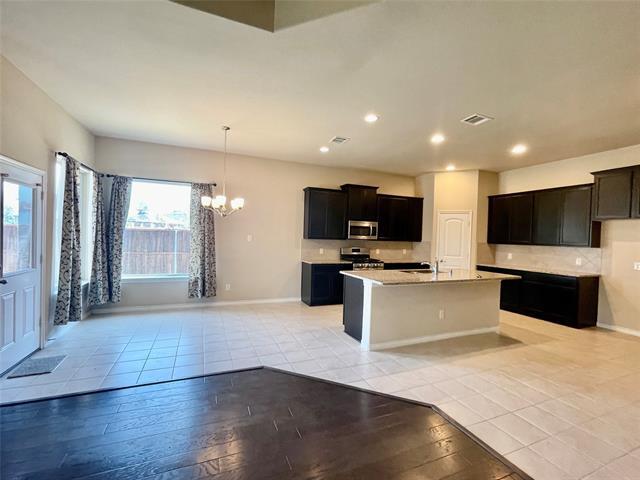Photo - 543 Haven Dr
