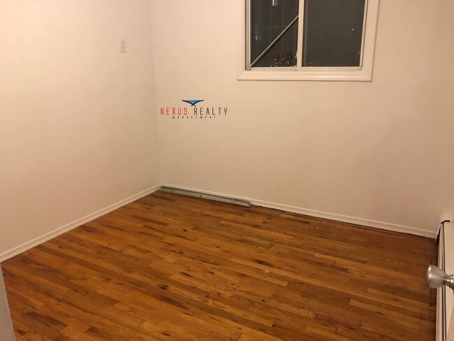 Building Photo - 26-53-53 28th St Rental