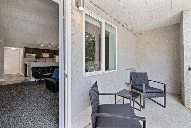 Photo - 30 US-9W Unit ID1466760P