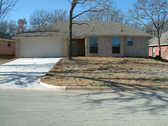 Beautiful Azle House For Lease! - Beautiful Azle House For Lease!