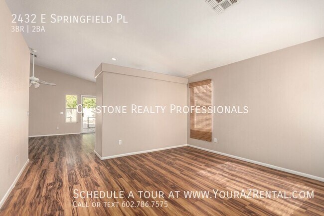 Photo - 2432 E Springfield Pl