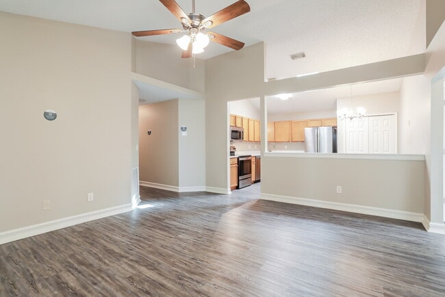 Photo - 1936 Hunters Trace Cir