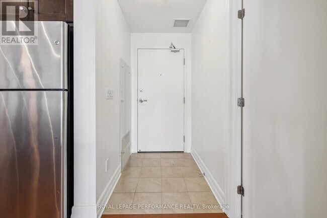 Photo - 75 Cleary Ave Unité 703