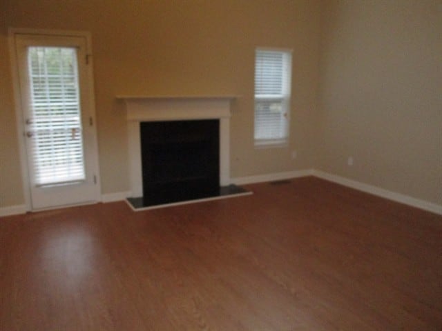 Photo - 117 Bainbridge Ct