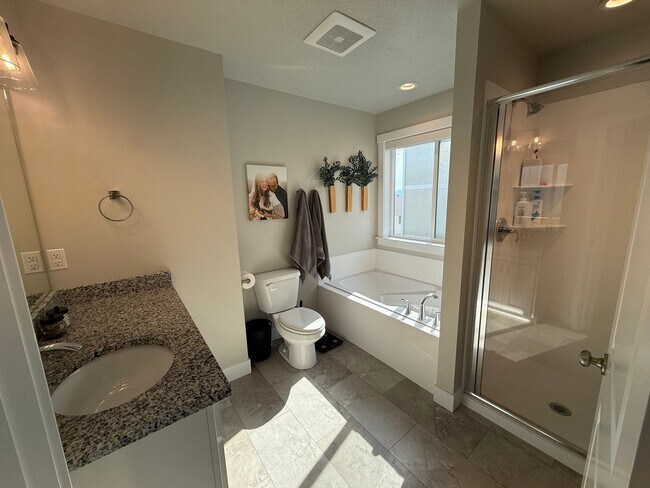 3362 E Stillwater