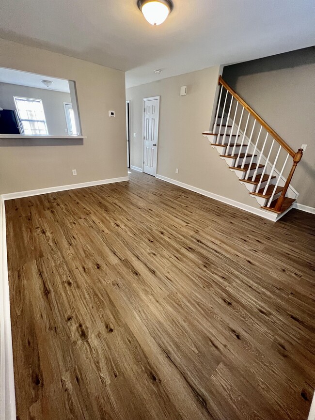 Photo - 1302 Meadow Ave Townhome