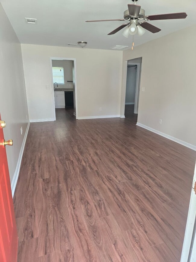 Photo - Woodcrest Knolls 210-212 Unidad 210 Woodcrest Knolls