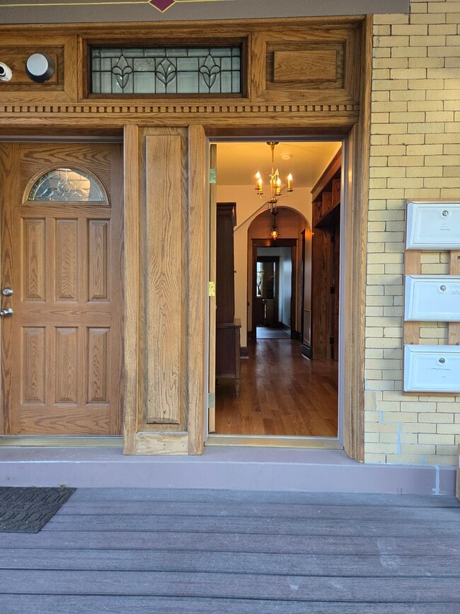 Photo - 2325 Reading Rd