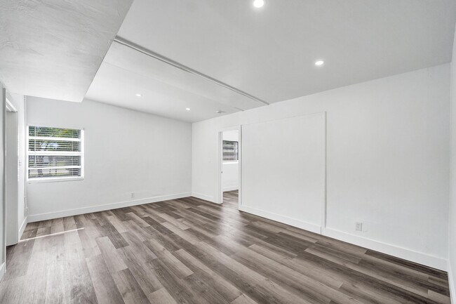 Photo - 1628 NW 11th St