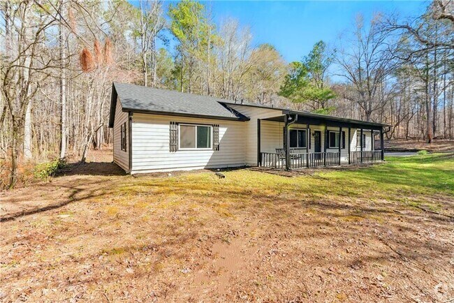 Building Photo - 5785 Woodruff Rd Rental