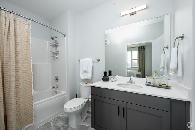 2 habitaciones, 1 baño - 898 pies cuadrados - Baño