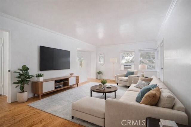 Building Photo - 265 N Swall Dr