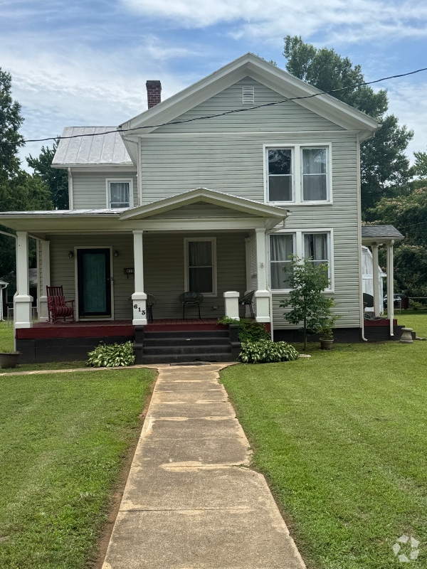 Building Photo - 613 W Sycamore St Rental