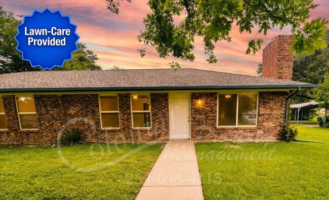 Building Photo - AVAILABLE NOW; APPLY TODAY ON OUR WEBSITE!!!