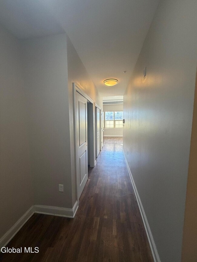 Photo - 733 Broadway Unit 106