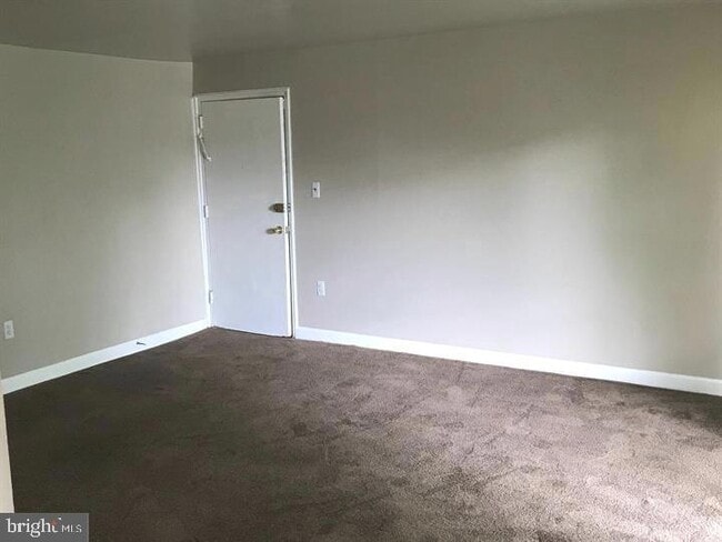 Photo - 9282 Adelphi Rd Unit 303