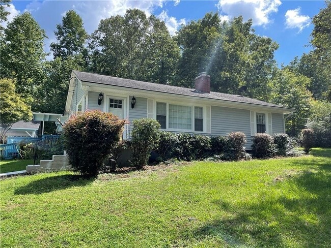 Building Photo - 1595 Bullard Rd Rental