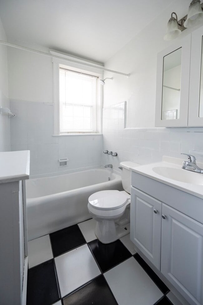 Photo - Upsal Gardens Apartments- Beautiful historical building with breathtaking charm!