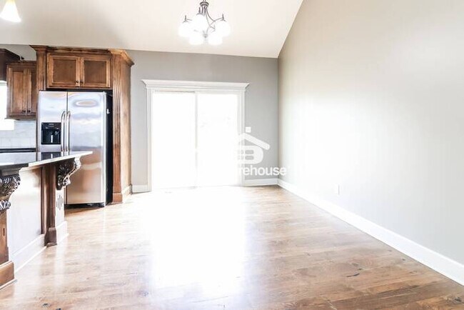 Photo - Beautiful 4 bed, 3 bath in Raymore!