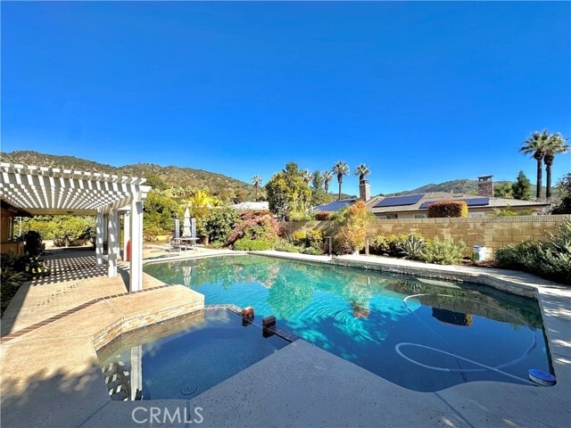 Photo - 968 Englewild Dr