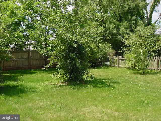 Photo - 215 Blue Ridge Ave