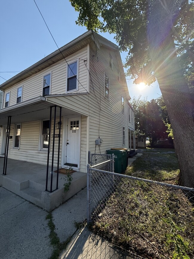 Photo - 332 S 9th St