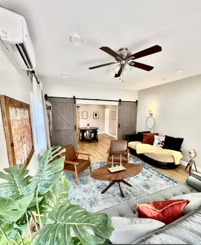 Photo - 2412 5th Ave