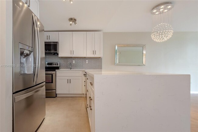 Photo - 16710 NE 9th Ave Unidad 706