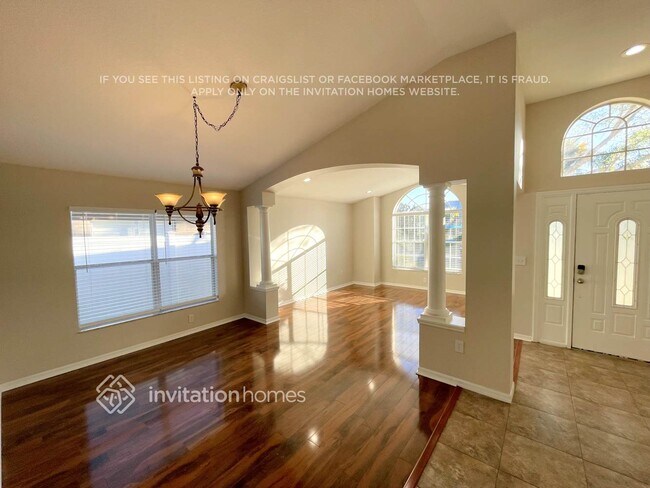 Photo - 1825 Leybourne Loop