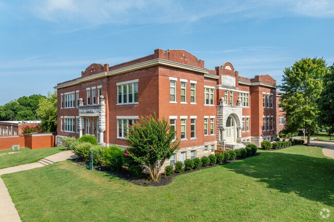 Building Photo - The Penn Warren Rental