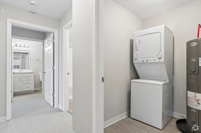 2BR, 2BA - 1,025SF - Laundry