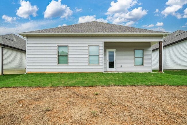 Photo - Gorgeous 3BR Home – Fresh Renovation with Appliances Included!