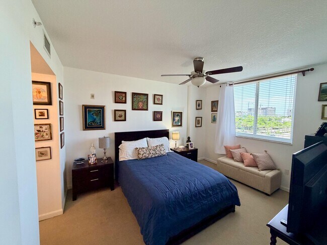 Photo - 2775 NE 187th St Unit 505