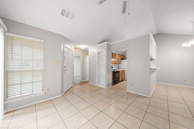 Photo - 411 Greenlawn Blvd