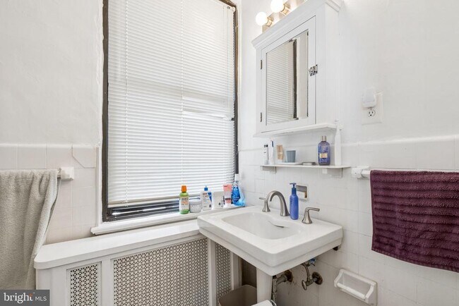 Photo - 2031 Locust St Unidad 1503