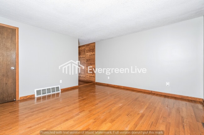 Photo - 3594 Rockledge Dr