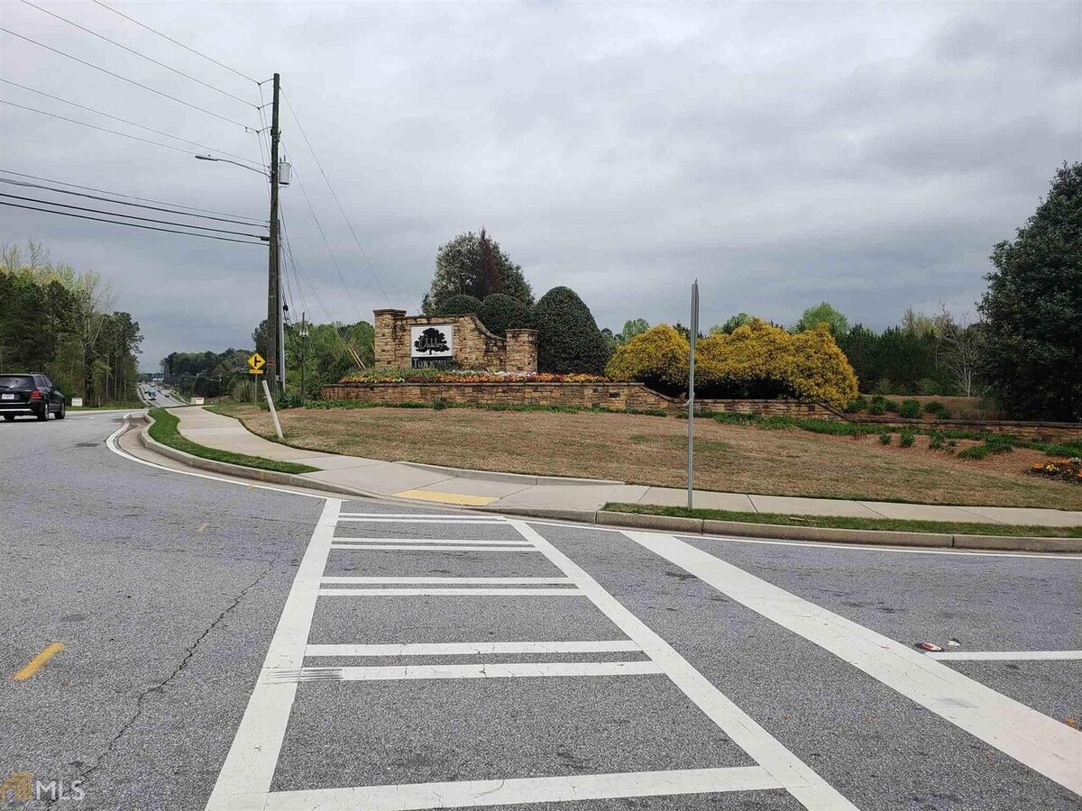 Photo - 7286 Madison Cir