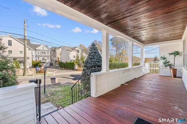 Photo - 118 Colonial Rd Unit 1st Floor