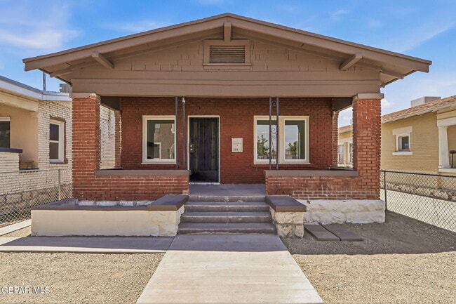 Building Photo - 3814 Hueco Ave