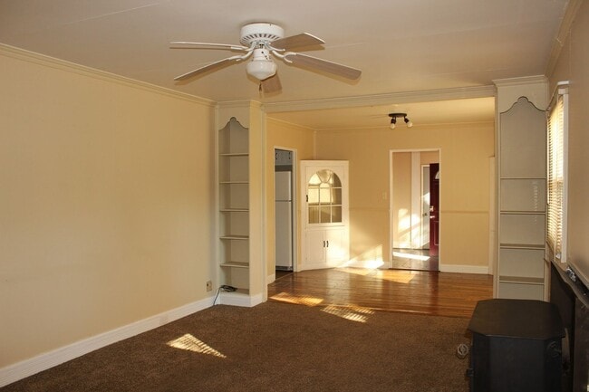 Photo - PRELEASING for AUGUST! Close to Campus: Fenced Yard, Garage, and In-Unit Washer and Dryer