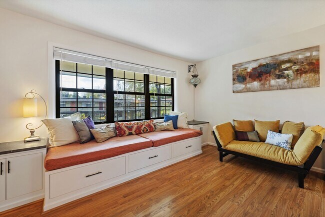 Photo - Downtown Durham! 1bd/1ba Trinity Park's Pe...