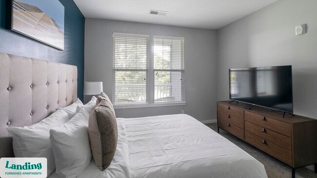 Photo - 115 Great Lawn Dr Unidad 14226