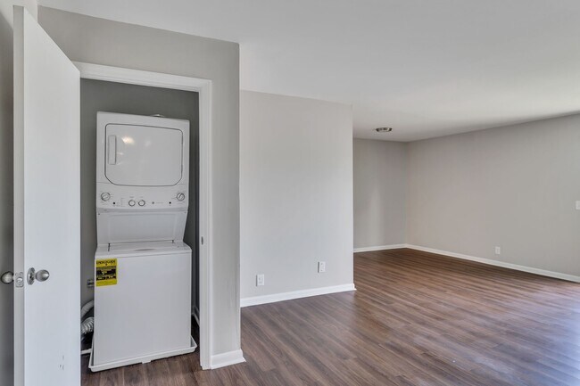 Executive House Apartments